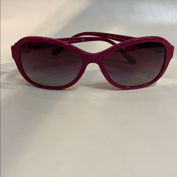 New Women’s Versace Sunglasses - Picture 7 of 7